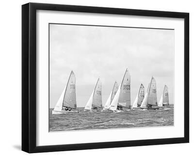 Guided Glide - Black Framed Art Print Wall Art, 16x12