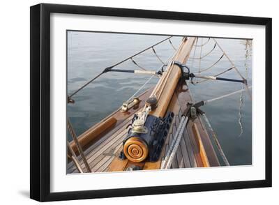 Outboard Oasis - Glide - Black Framed Art Print Wall Art, 18x12 Outboard Oasis - Glide - Black Framed Art Print Wall Art, 18x12