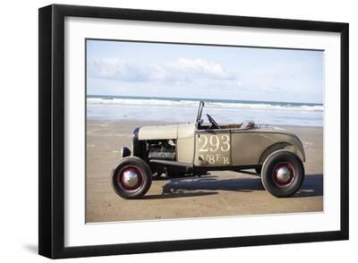 Retro Racing - Automobile - Black Framed Art Print Wall Art, 18x12